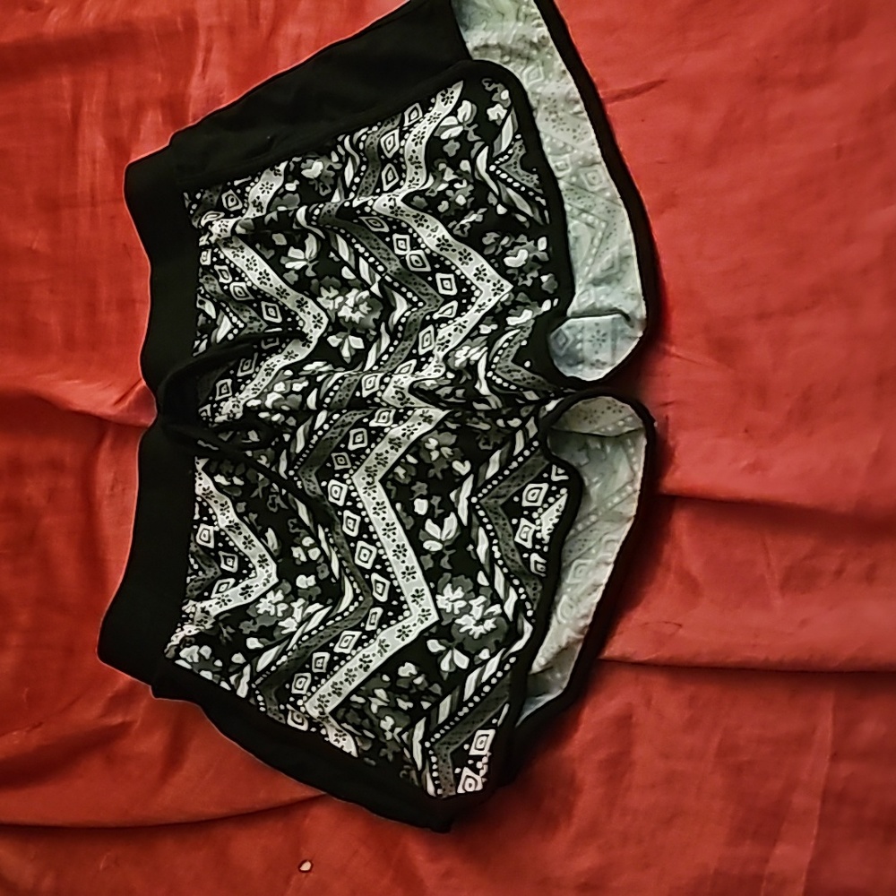 Never Worn Shorts With Various Patterns On Them. - image 1